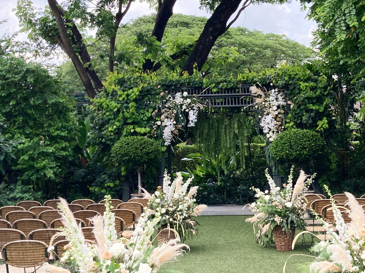 best bangkok wedding venues the botanical house bangkok wedding planner